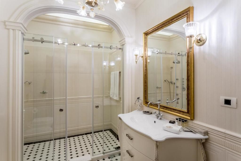 Отель Suter Palace Heritage Boutique Hotel Бухарест-60