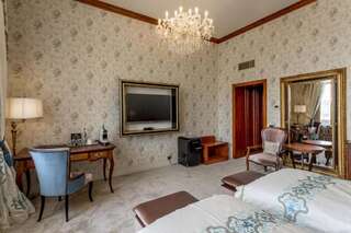 Отель Suter Palace Heritage Boutique Hotel Бухарест Deluxe Chic Parliament View Room-13